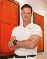 Dr. Rian R Maercks, MD